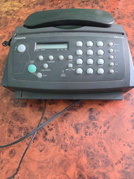 Факсимільний апарат Philips HFC 141