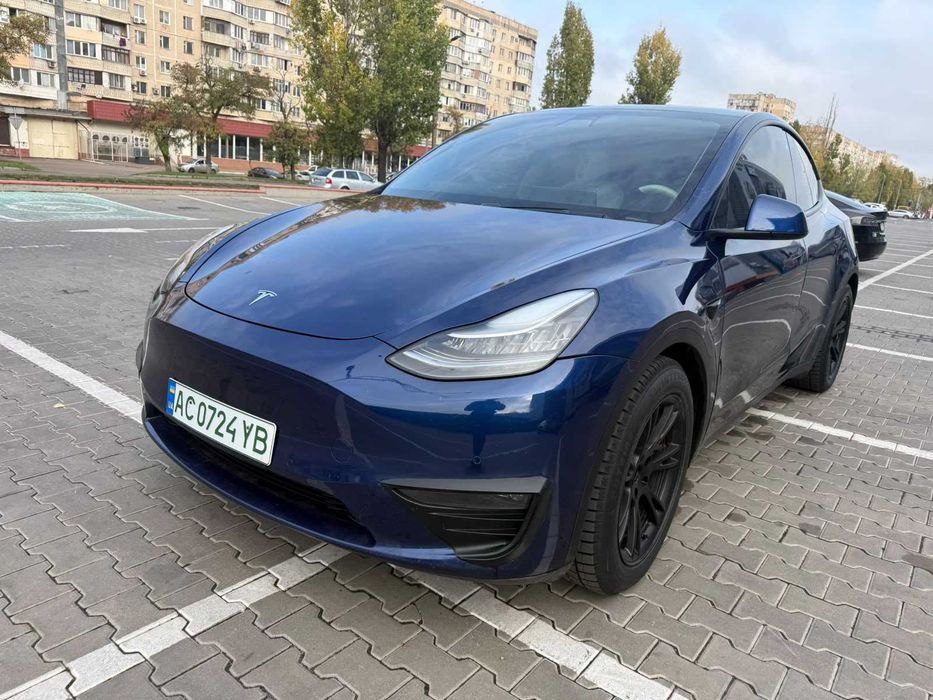 Tesla Model Y 2020