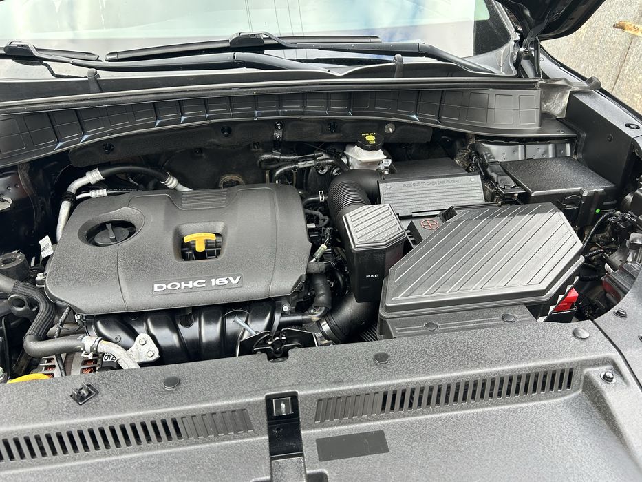 Офіційне авто ,максимальна комплектація