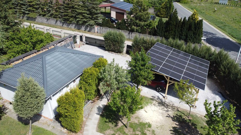 Drewniana Wiata Carport Altana fotowoltaiczna 10 kWp + magazyn 15 kWh