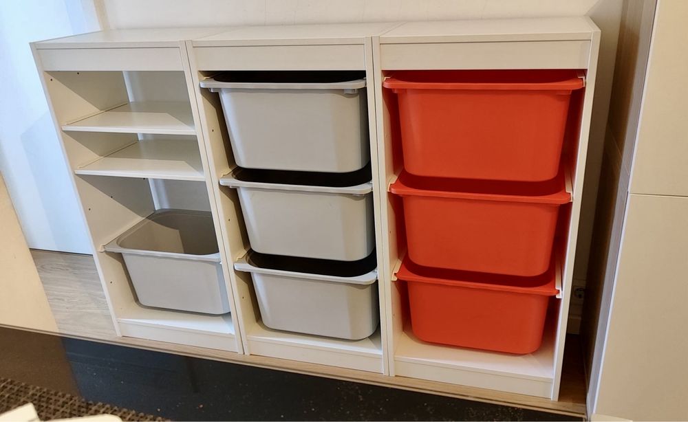 3 Estantes Trofast Ikea + 7 Caixas + 2 Prateleiras