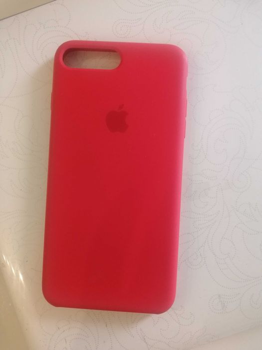 Продам чехол iPhone 7+