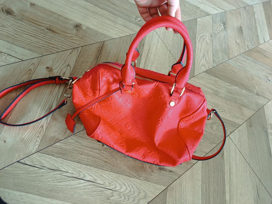 Używana torebka Louis Vuitton Speedy Bandoulière czerwona skórzana