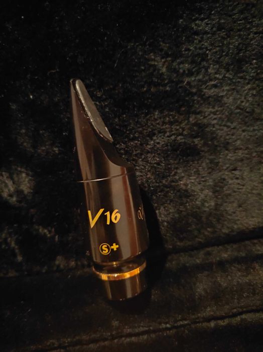 Boquilha sax alto vandoren A6 V16 S+