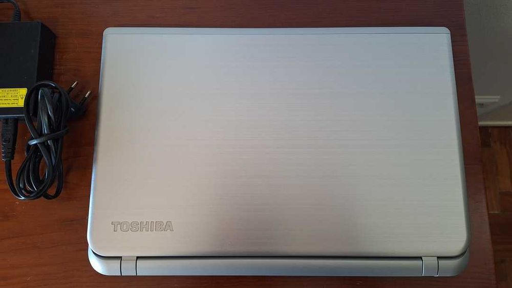 Toshiba S50 Core i7 3.1GHz- 8GB Ram- SSD 480GB- Radeon 2GB