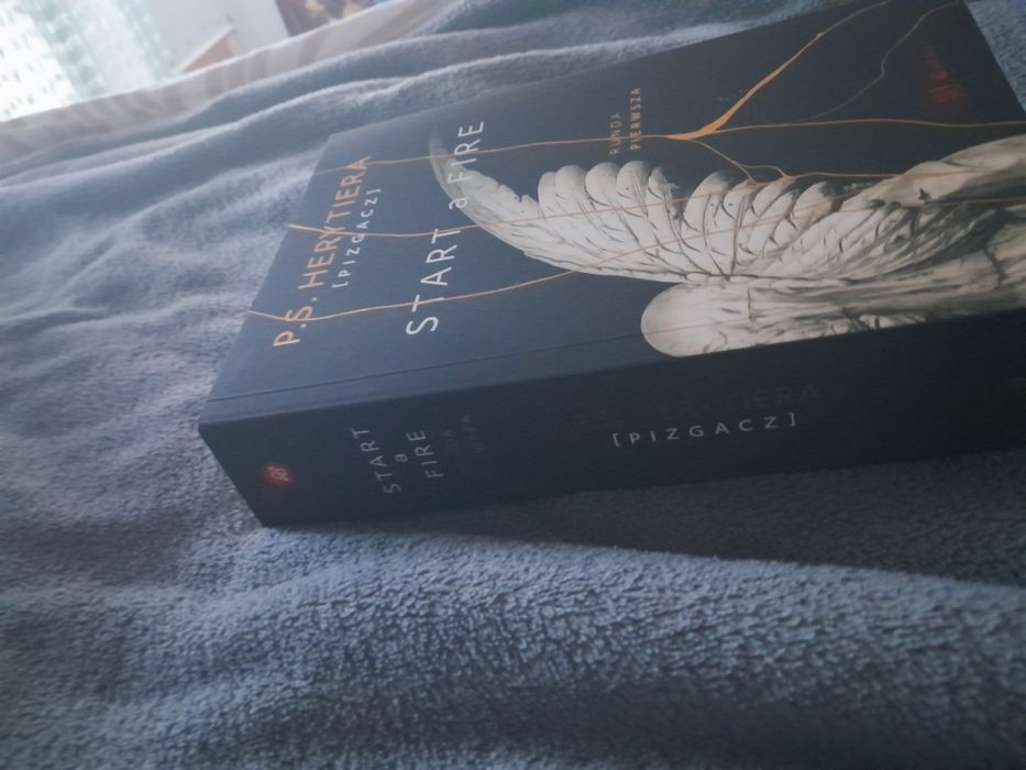 Książka "Start a fire" pizgacz