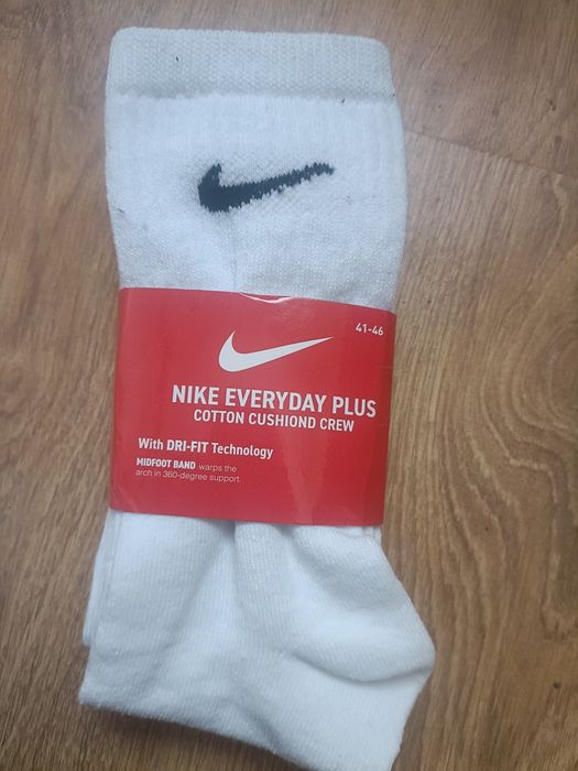 Skarpetki Nike, długie