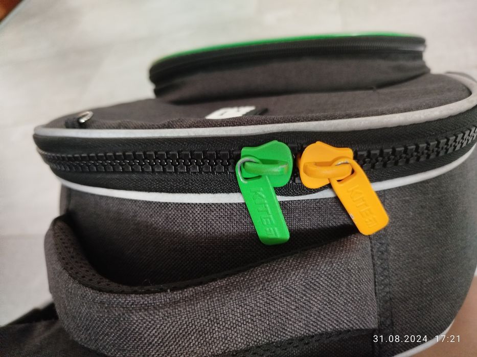 Рюкзак шкільний для хлопчика