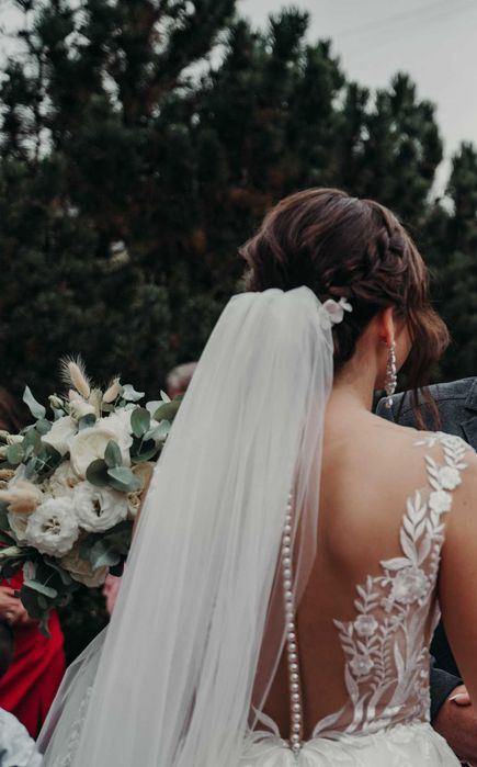 Suknia ślubna A/mała księżniczka r.38