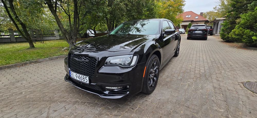 Chrysler 300 Chrysler 300 Touring L AWD  F-vat 23% - Leasing