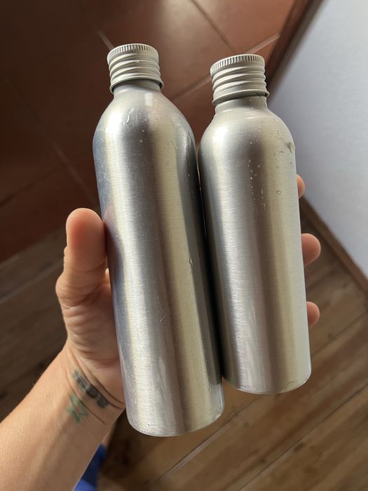 Lote de 80 garrafas de alumínio para cosmética natural