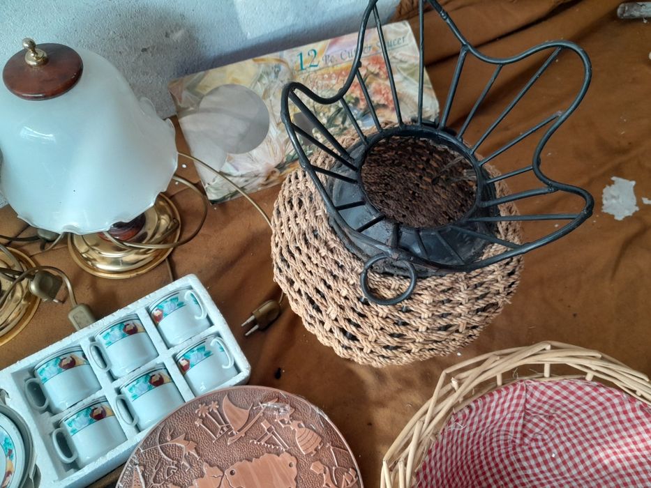 Louças Conjuntos de chá .. cestos..