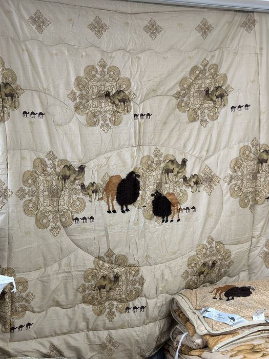 Одеяло из верблюжьей шерсти евро размер 200*230