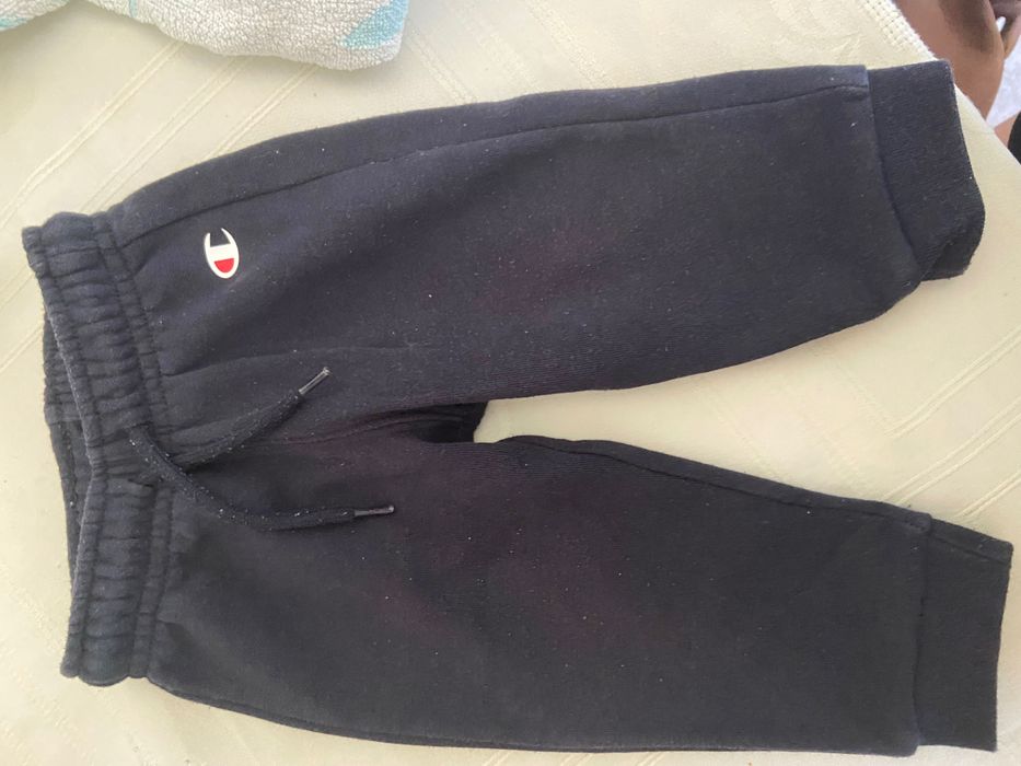 Conjunto das champion de bebé