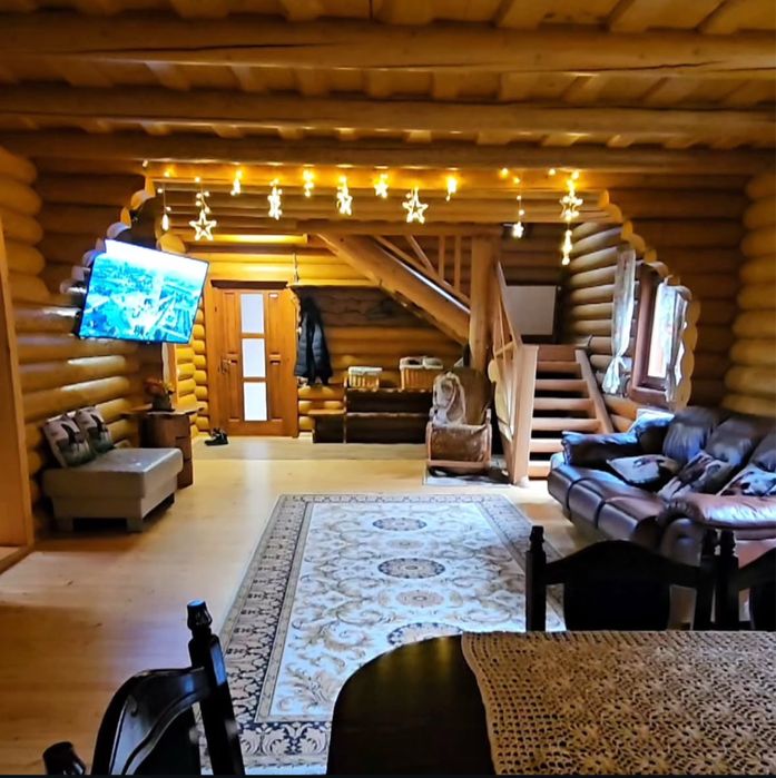 Будинок в горах деревʼяний подобово « Wow дача », чан і гірська річка