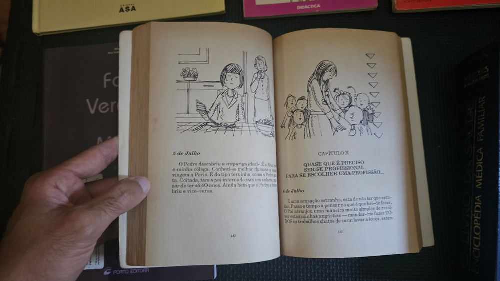 Livros de Estudo Escolar e de Saúde