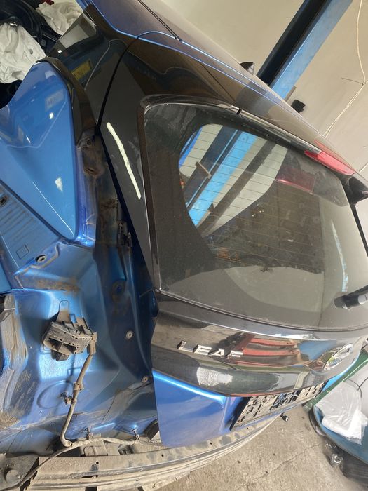Ляда , кляпа , кришка багажника Nissan Leaf ze1 2018-2024