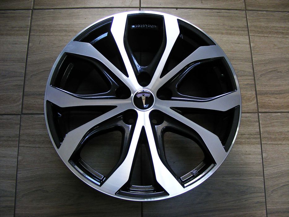 Диски R20 Tesla,Kia,Hyundai,Toyota,Nissan,Mitsubishi,Jeep 5x114.3