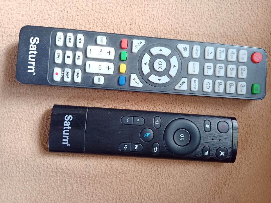 Телевізор Saturn Led 50 uhd 800 u4k" на запчастини.Екран тріснув.