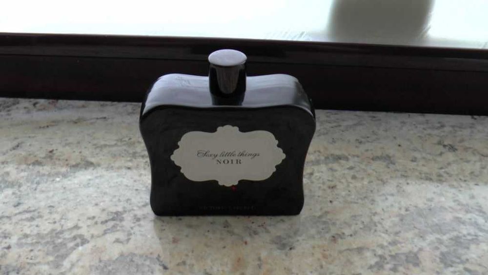 Sexy Little Things Noir Victoria's Secret EDP 100ml minimalny ubytek