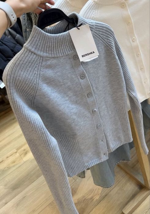 кофта кардиган сірий меланж від bershka