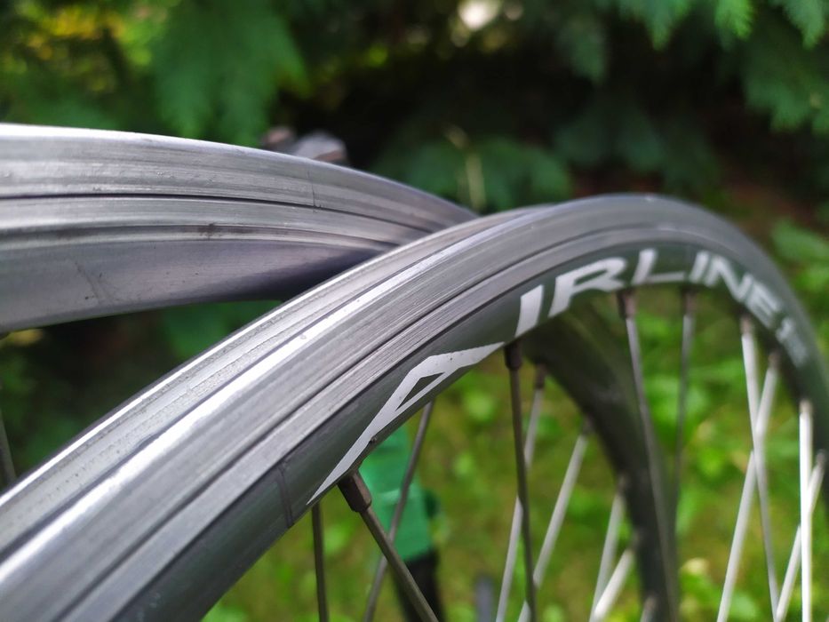 SRAM 5.0  koła szoswe VUELTA AIRLAINE 622x13  Polecam