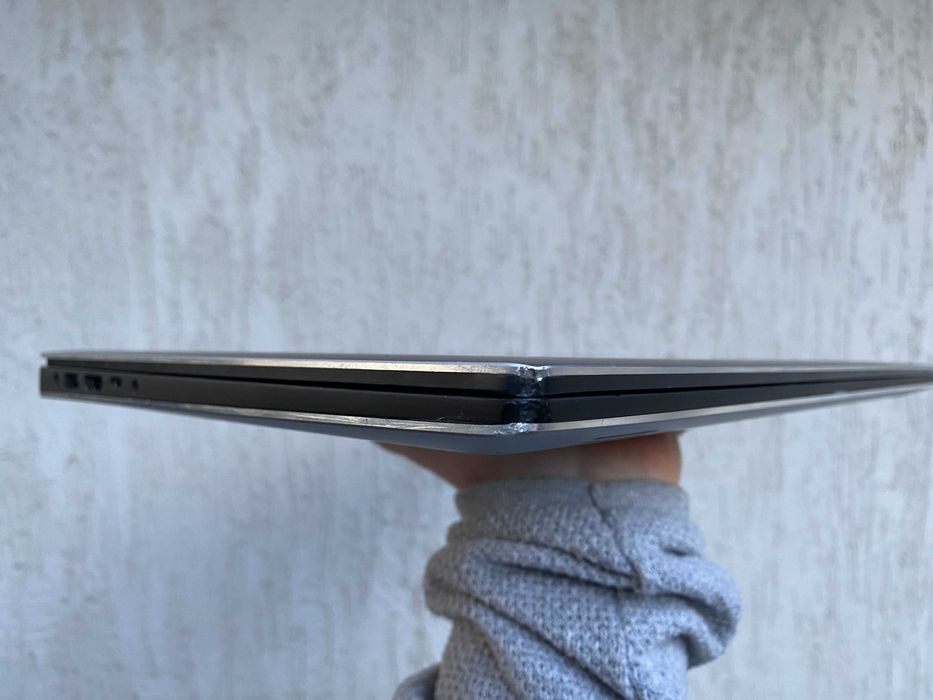 Безрамочний потужний ноутбук DELL XPS 15 9550 i7 GTX960m