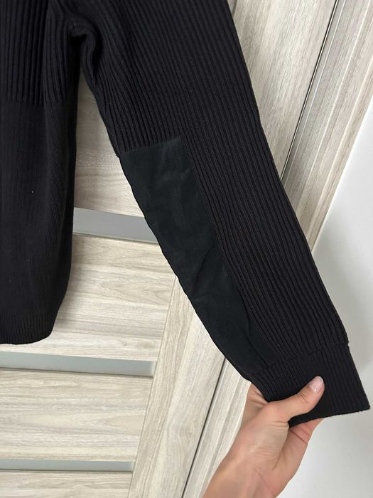 Czarny sweter Calvin Klein