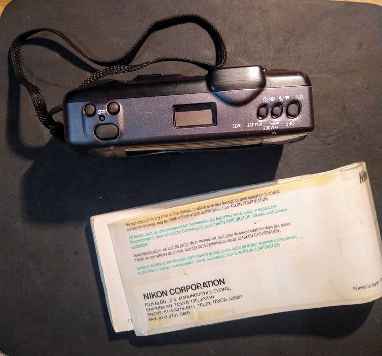 Фотоапарат Nikon Zoom 310