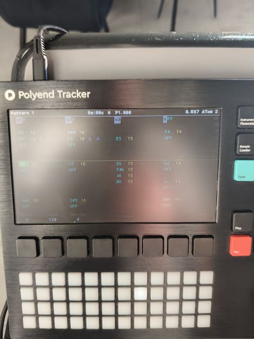 Polyend tracker stan idealny