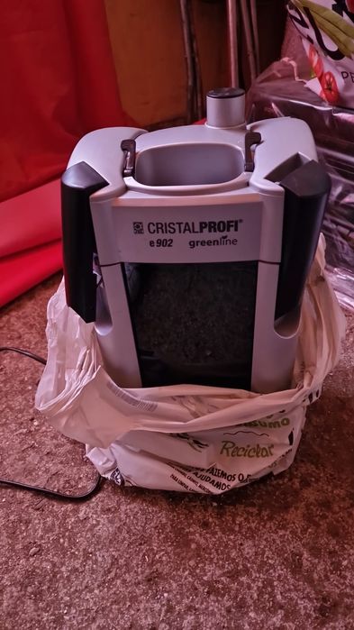 Aquario com filtro externo