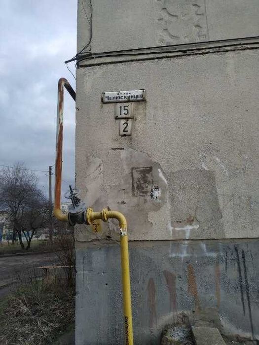 1/3 частки двокімнатної квартири