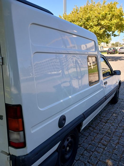 Carrinha Renault Express