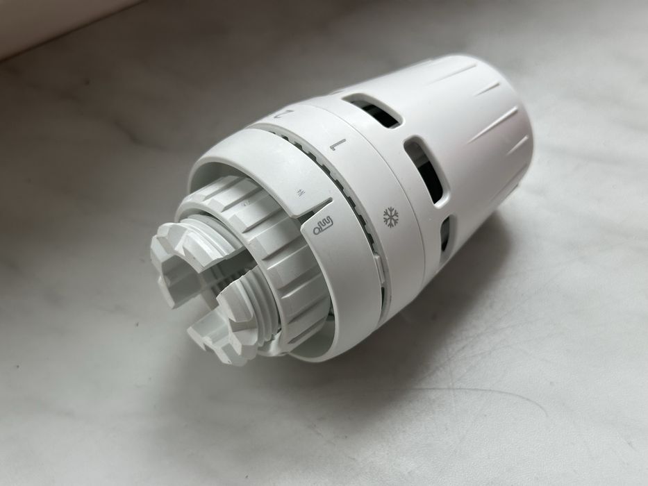 Glowica termostatyczna Danfoss !!! 8-28st/M30x1,5 !!! Nowa Polecam !!!