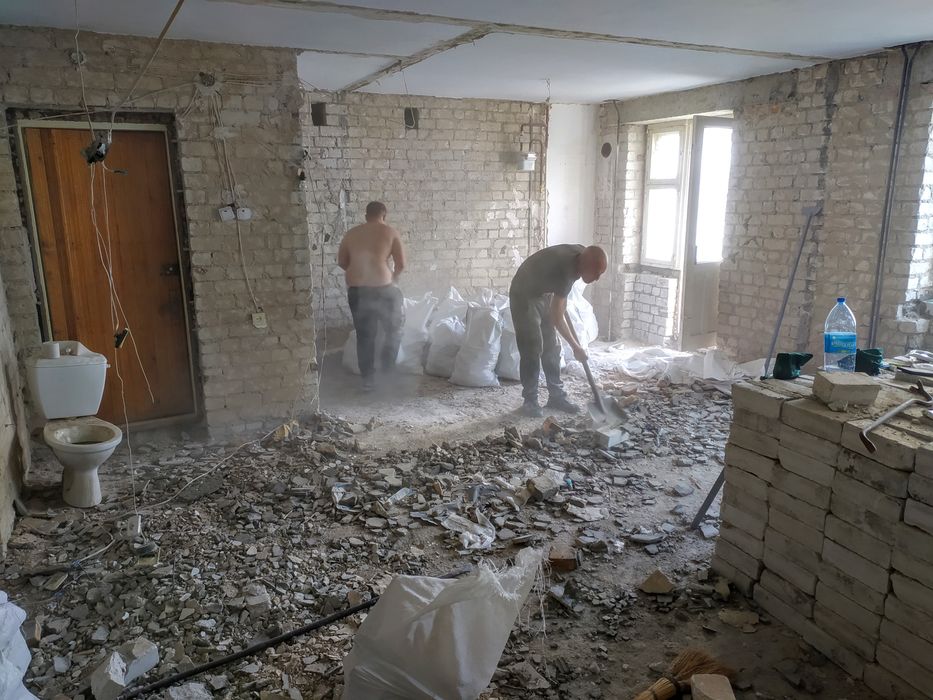 Бетонные монолитые работы.Резка перекрытий.Демонтаж.Стяжка пола.