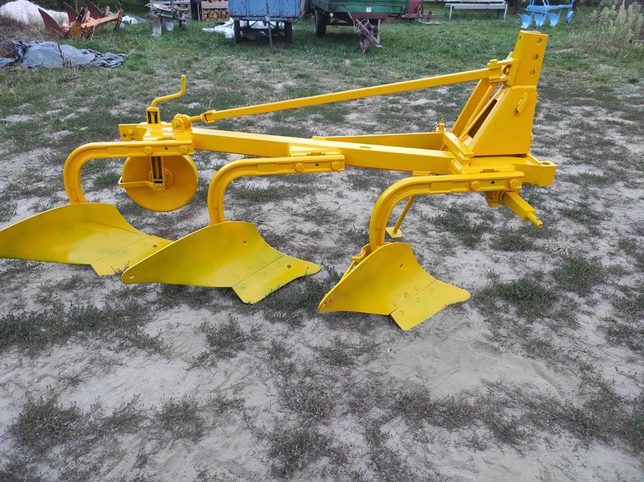 Pług huard 3+1 skibowym
