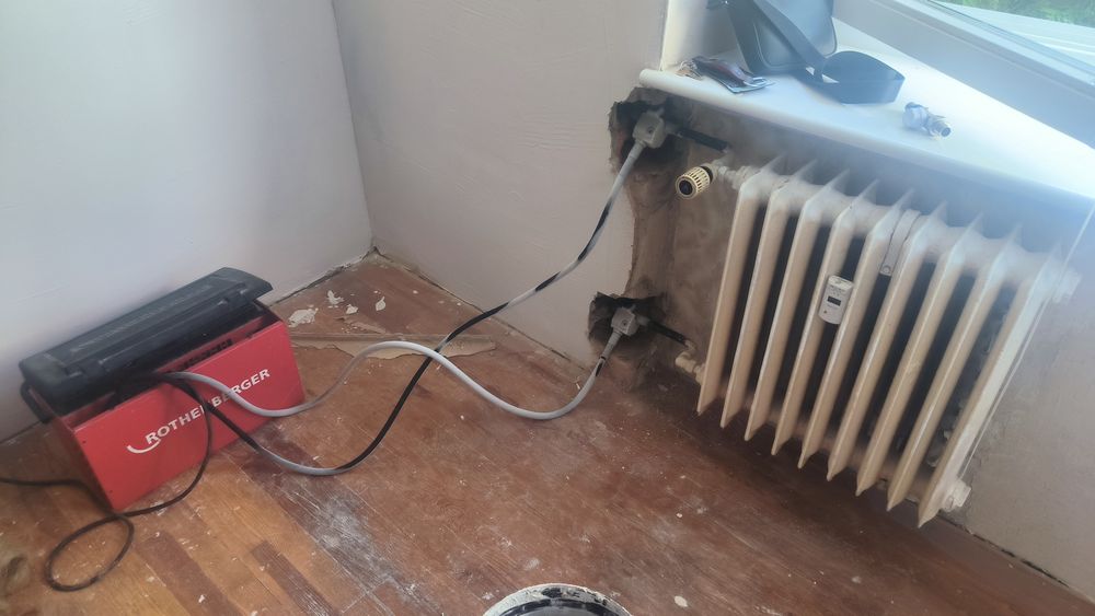 Zamrażanie rur grzejników, usługi hydrauliczne gazowe