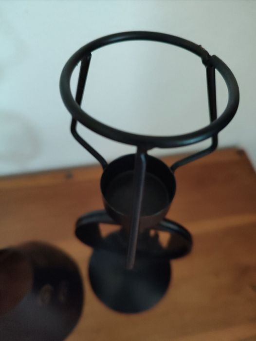 Castiçal em ferro forjado