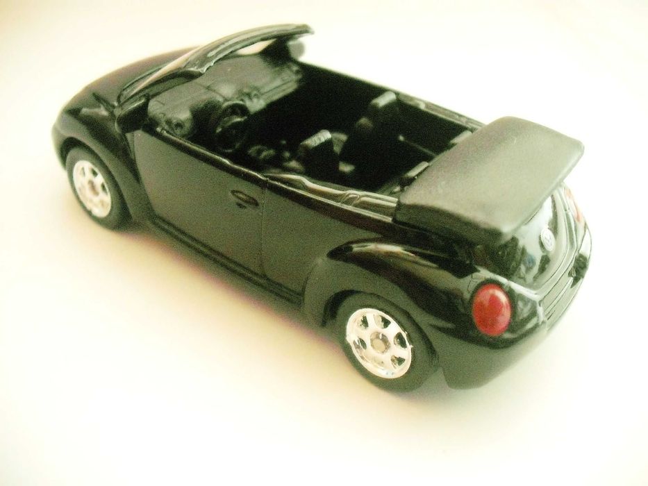 Volkswagen Cabriolet da Welly - esc. +/-1/64