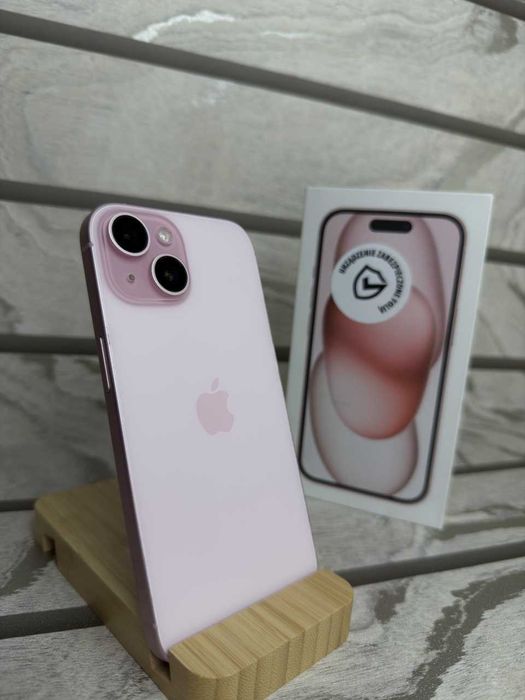 iPhone 15 w kolorze Pink