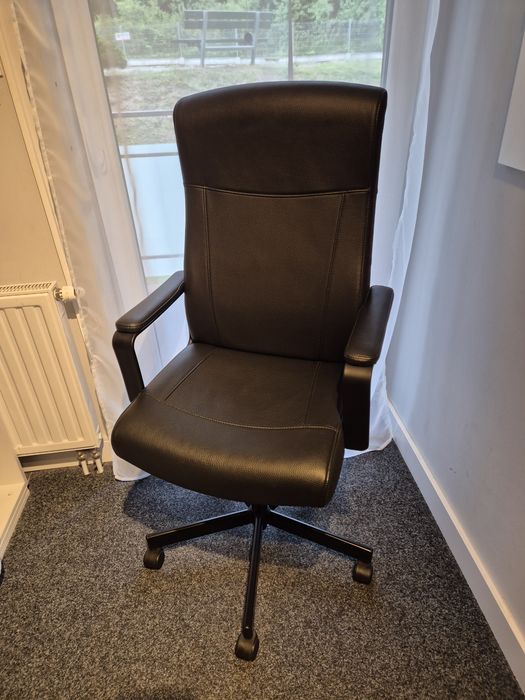 Fotel ikea  Millberget stan jak nowy, kupiony i nie uzywany w ogole