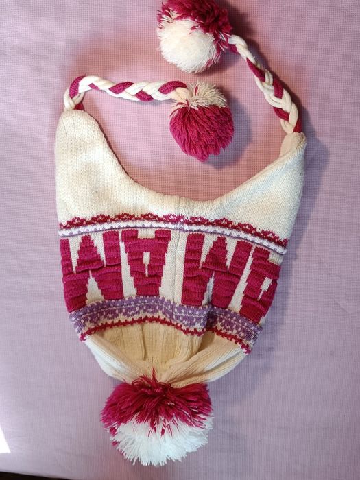 Продам зтмовк шапку "Амстердам". Дорлслий розмір