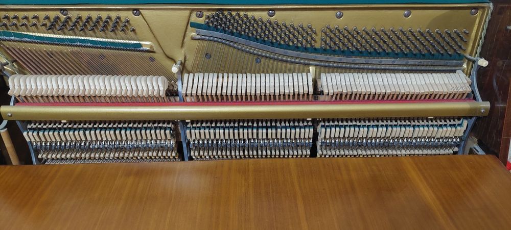 Продам піаніно в нормальному стані