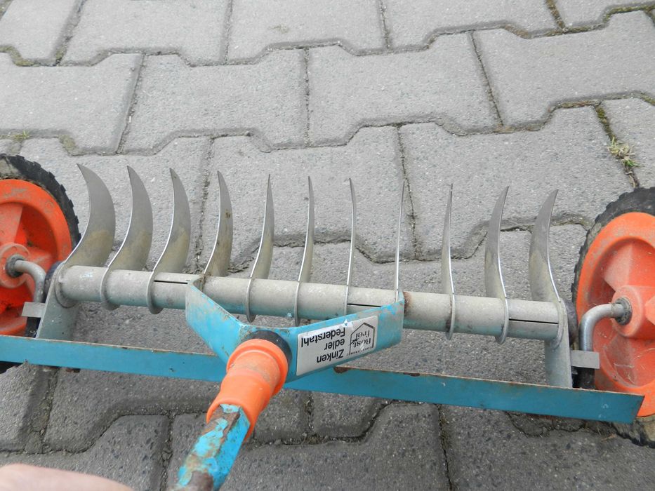 Wertykulator reczny Gardena