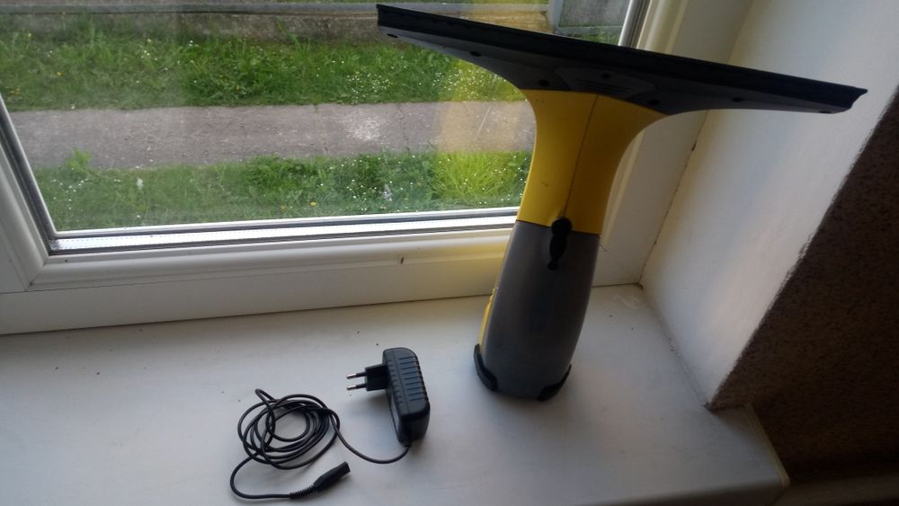 Зарядний пристрій  до karcher
