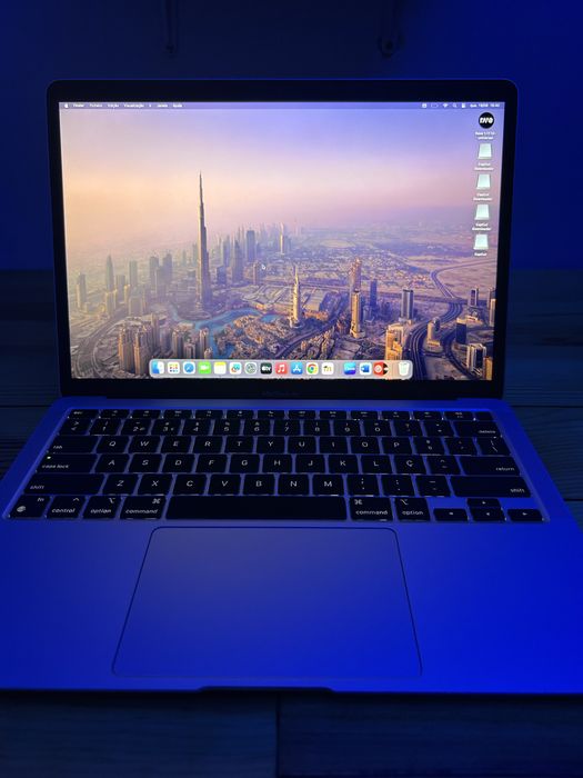 MacBook Air M1 2020 8RAM, 245GB