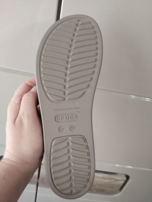Crocs sandały damskie Brooklyn Low Wedge rozmiar W10