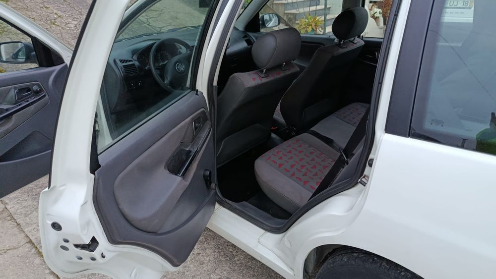 Vendo sest carrinha