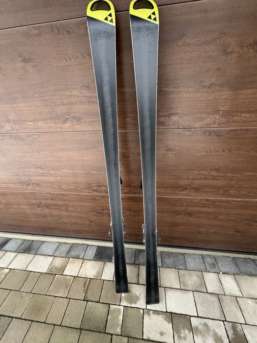 Fisher RC World Cup narty 175 cm