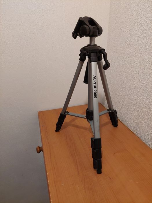 Tripé ALPHA 2000